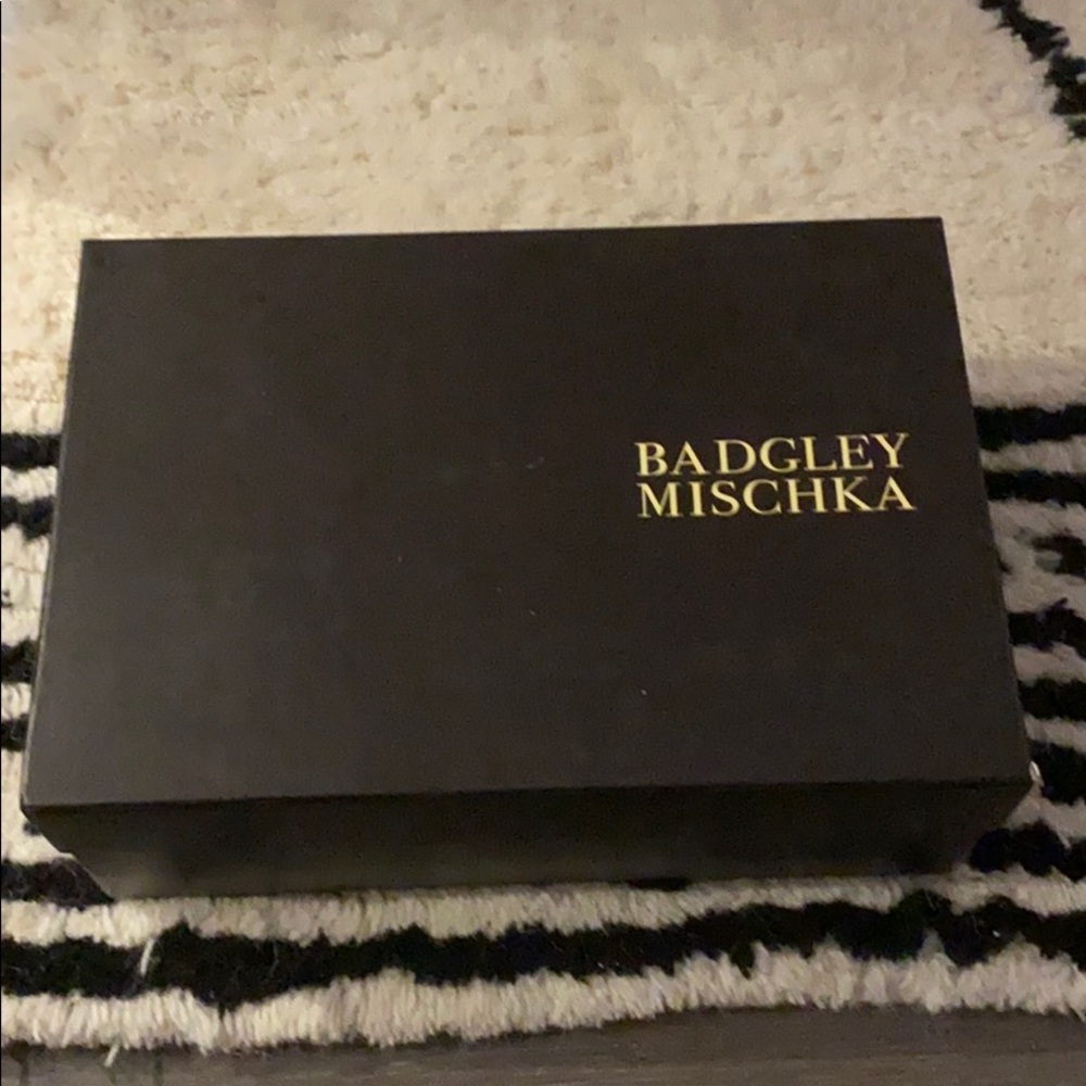 BADGLEY MISCHKA - Randall Satin D’Orsay Heels